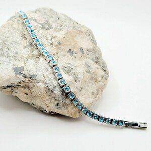 Blue Cubic Zirconia Women's Tennis Bracelet 7"- 7.75" Silver Tone Block Setting